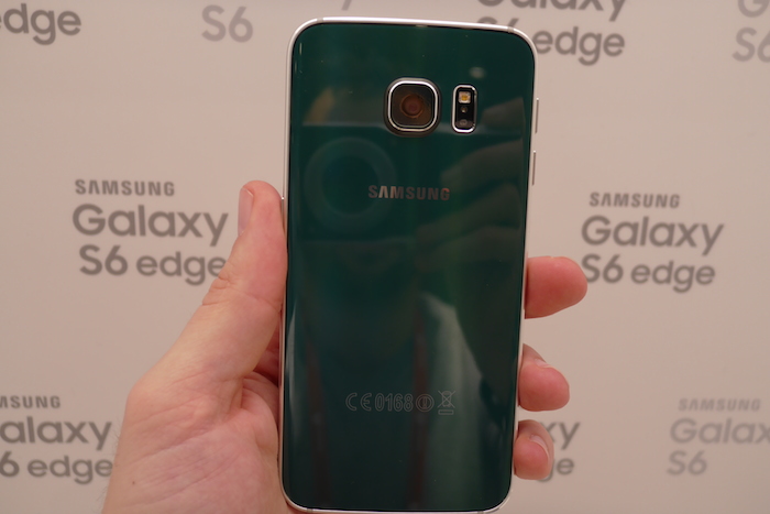 Samsung Galaxy S6 Edge : photos des quatre modèles 52 P1001071