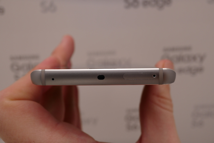 Samsung Galaxy S6 Edge : photos des quatre modèles 57 P1001080