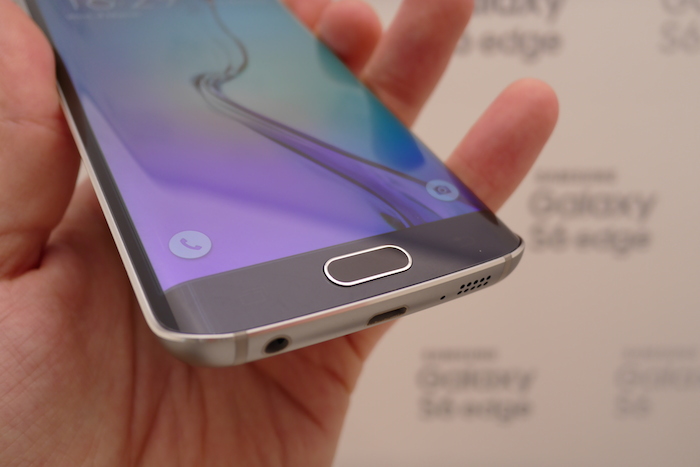 Samsung Galaxy S6 Edge : photos des quatre modèles 77 P1001086
