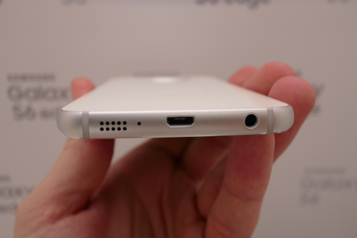Samsung Galaxy S6 Edge : photos des quatre modèles 73 P1001089