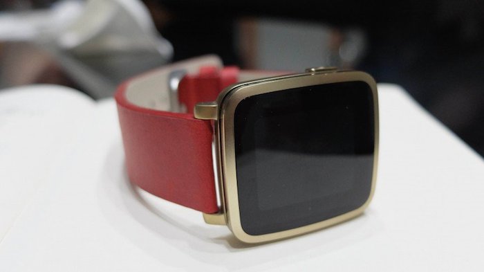 Pebble Time : version rouge