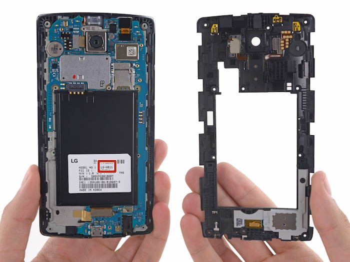 LG G4 : démontage de la coque arrière