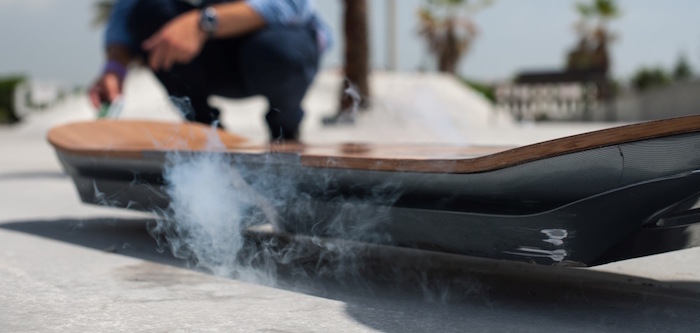 Voilà comment le hoverboard de Lexus fonctionne vraiment