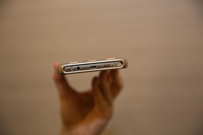 Coque du Galaxy Note 5 : vue de dessous