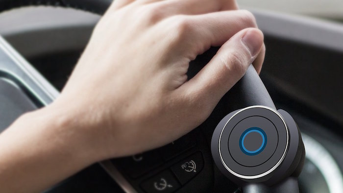 Bouton Satechi pour Cortana en voiture