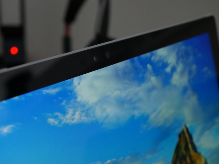 Microsoft Surface Pro 4 : caméra frontale