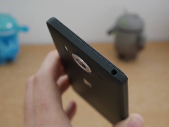 Microsoft Lumia 950 : tranche supérieure