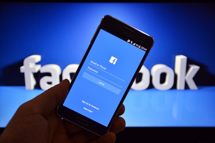 Facebook offre 15 000 dollars pour avoir signalé un bug sur sa plateforme