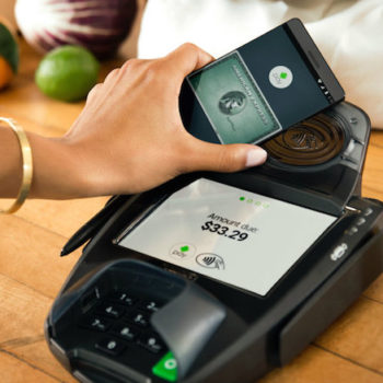 android pay cause deux smartphones nexus 1