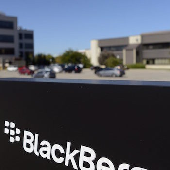 blackberry envisage un smartphone de milieu de gamme lannee prochaine 1