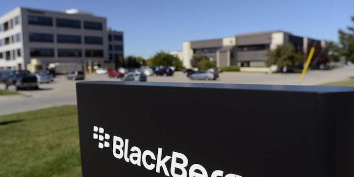 La survie de BlackBerry passera par le logiciel, pas par les ventes de smartphones