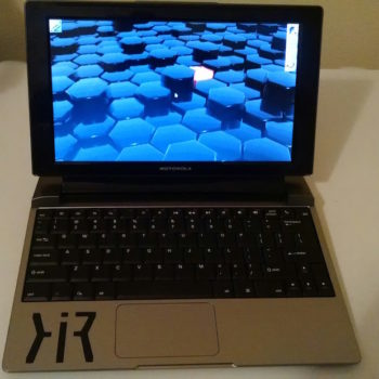 creez un ordinateur portable avec un raspberry pi zero et un motorola lapdock 1