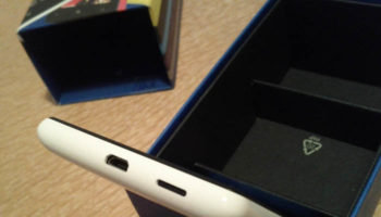 deballage du nokia lumia 820 en photos seulement 3