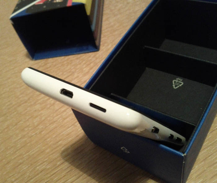 Microsoft Test du Nokia Lumia 820 : un smartphone élégant et réactif