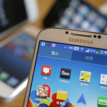 galaxy s5 il arrivera bien avec un ecran quad hd de 2560 x 1440 pixels 1