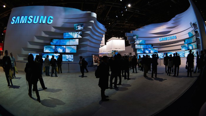 Galaxy S6 : Samsung va vraiment le lancer au CES 2015 ? 49 galaxy s6 samsung va vraiment le lancer au ces 2015 1