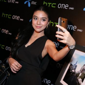 htc eye un smartphone dedie aux selphies 1