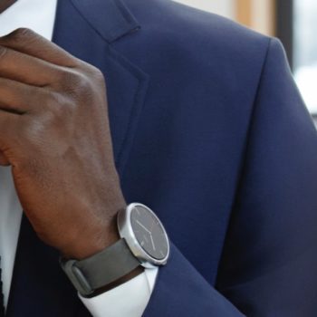 la smartwatch moto 360 est enfin la au prix de 249 euros 1