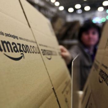 le smartphone damazon aura six cameras pour controler la gestuelle 1