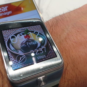 mwc14 prise en main des smartwatchs gear 2 et gear 2 neo de samsung 1