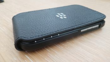 test de la coque blackberry q10 flip shell 1