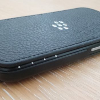 test de la coque blackberry q10 flip shell 1