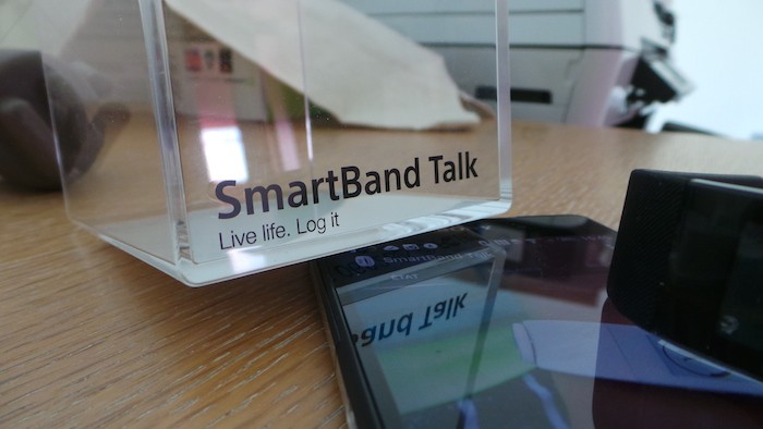 test sony smartband talk 1