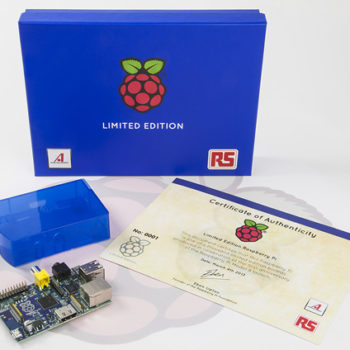 un raspberry pi en edition limitee bleue seulement 1000 sont disponibles 1