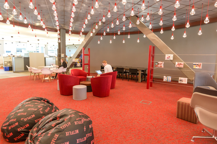 Apple a effectivement considéré l’acquisition de Netflix