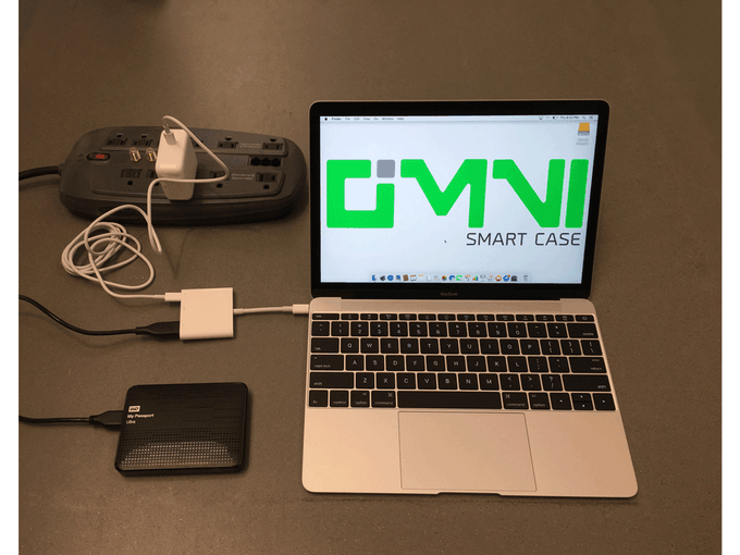 La coque Omni permet de doubler l'autonomie de votre MacBook