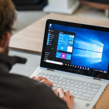 Windows 10 home screen user