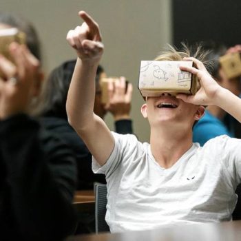 OJ AG104 GOOGVR P 20160211215801