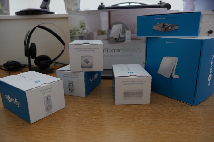 Test de la TaHoma Serenity de Somfy : l'expérience d'une maison connectée 51 TaHoma Serenity : contenu de la boîte