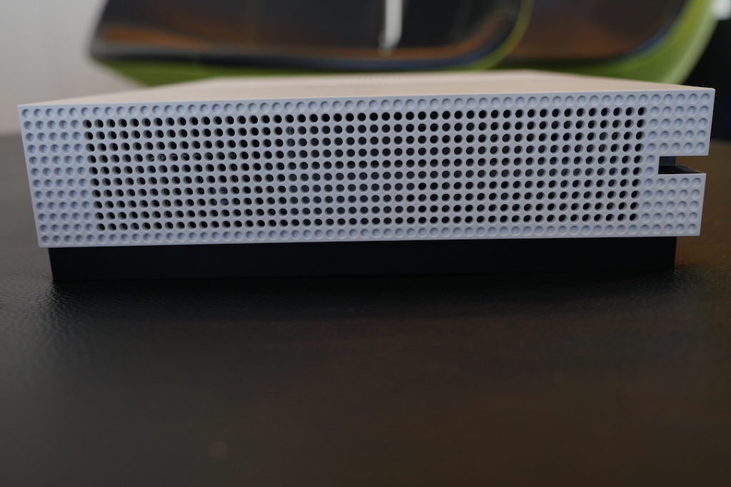 La prise en main de la Xbox One S de 2 To disponible à 399 euros 20 P1050581