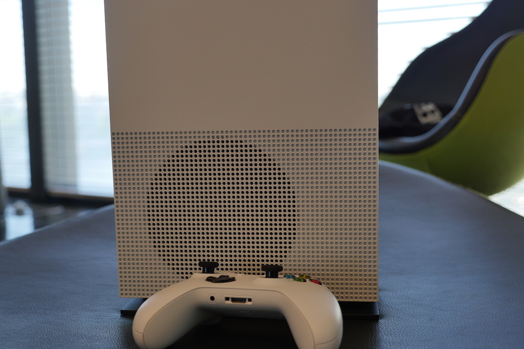 La Xbox One S risque d'attirer les amateurs