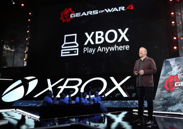 Microsoft a établi un plan assez détaillé pour l’introduction de Xbox Play Anywhere
