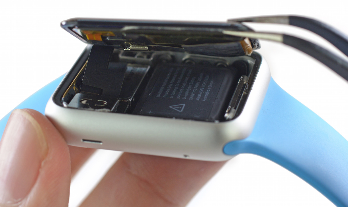 Apple Watch 2 : un écran plus mince pour une plus grande autonomie 49 EFmSP1iufRutr2hA