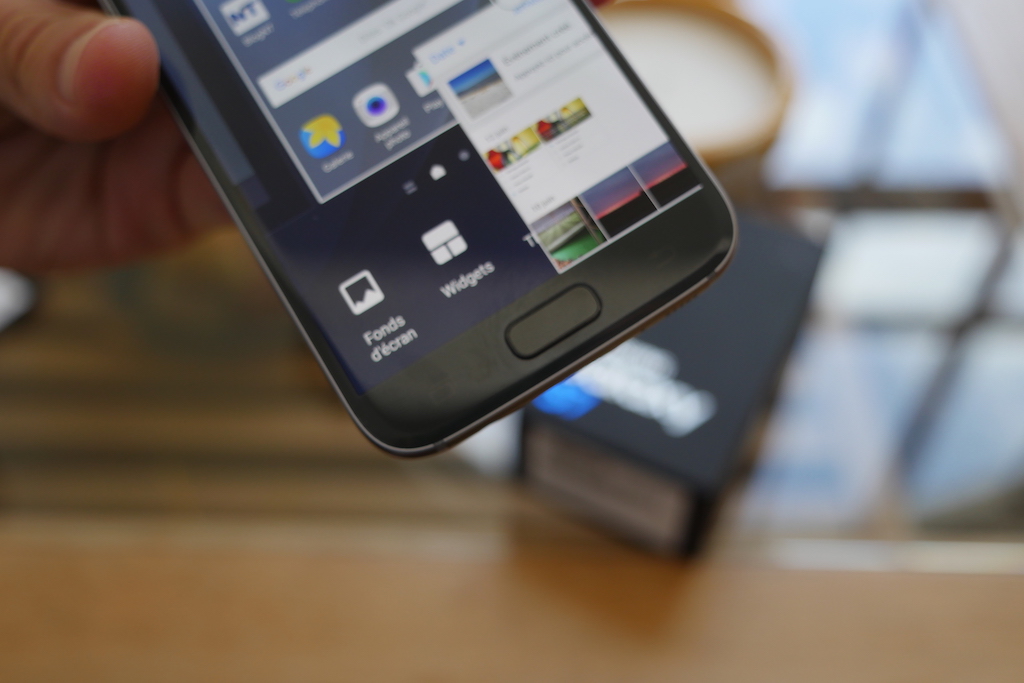 Samsung Galaxy S7 : bouton d'accueil avec capteur d'empreintes digitales