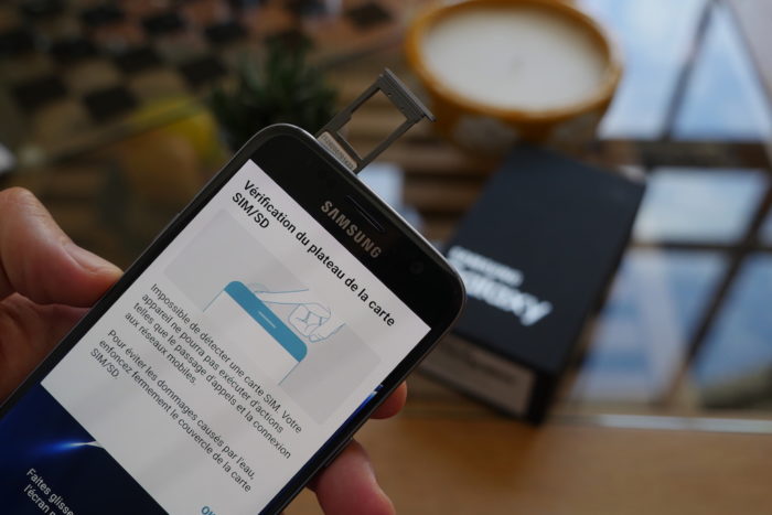 Test du Samsung Galaxy S7 : le fleuron 2016 venu de Corée 59 Samsung Galaxy S7 : quel bonheur de retrouver un port micro SD