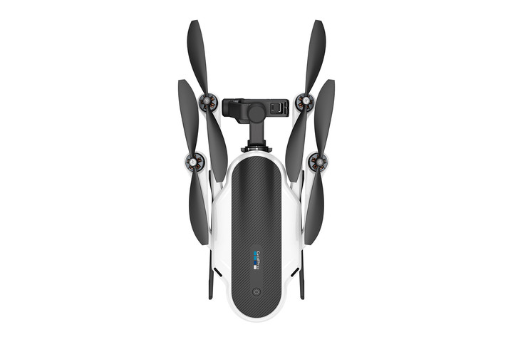 GoPro prend son envol avec son drone pliable Karma, et sa Hero5 59 27518400 karma 180 td closed2 master 720x480 c