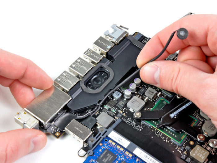 Après l'iPhone 7, Apple peut abandonner la prise casque sur le MacBook Pro 50 Allons-nous dire adieu au port audio 3.5 mm ?