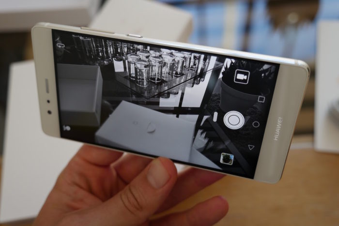 Samsung vend la mèche sur le Galaxy S8, apportant notamment de l'IA 50 Allons-nous voir une configuration comme le Huawei P9 dans le Galaxy S8 ?