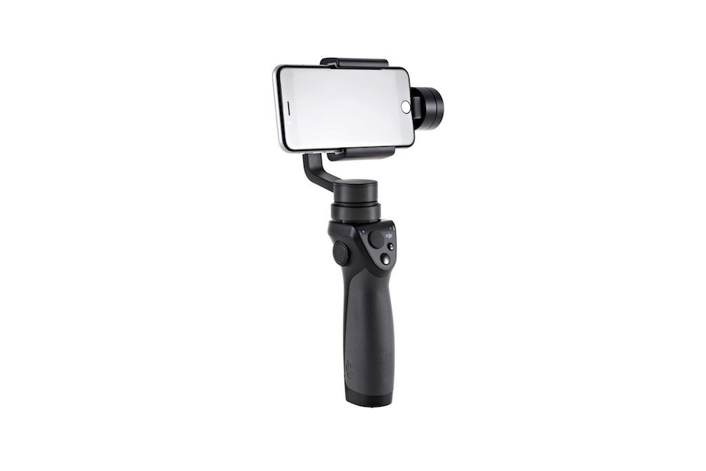 IFA 2016 : le Osmo Mobile de DJI transforme l'utilisateur lambda en photographe 56 With mobile phone 2