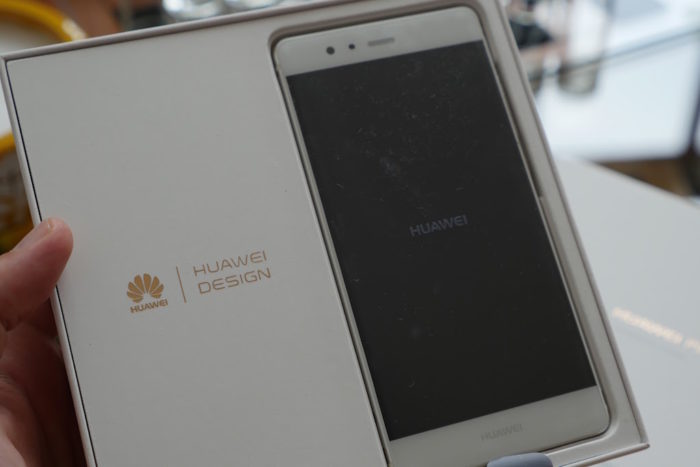 Test du Huawei P9 : le smartphone greffé Leica est-il intéressant ? 50 Huawei P9 : boîte