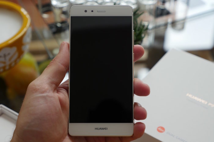 Test du Huawei P9 : le smartphone greffé Leica est-il intéressant ? 51 Huawei P9 : vue de face
