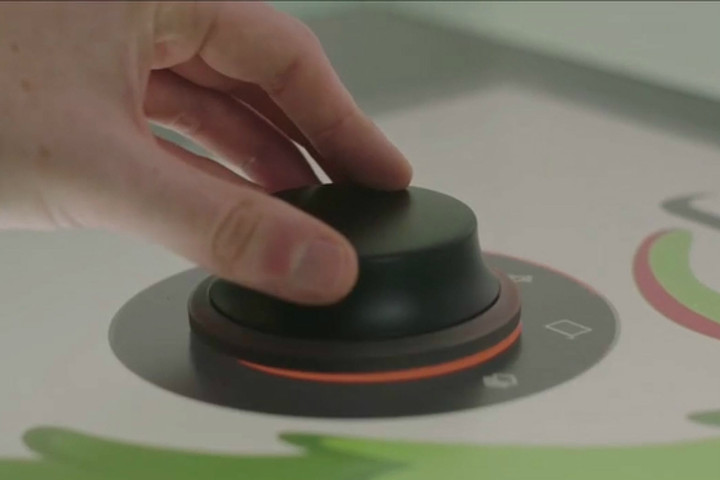 Le Dell Smart Desk arrive avec une molette comme la Surface Dial