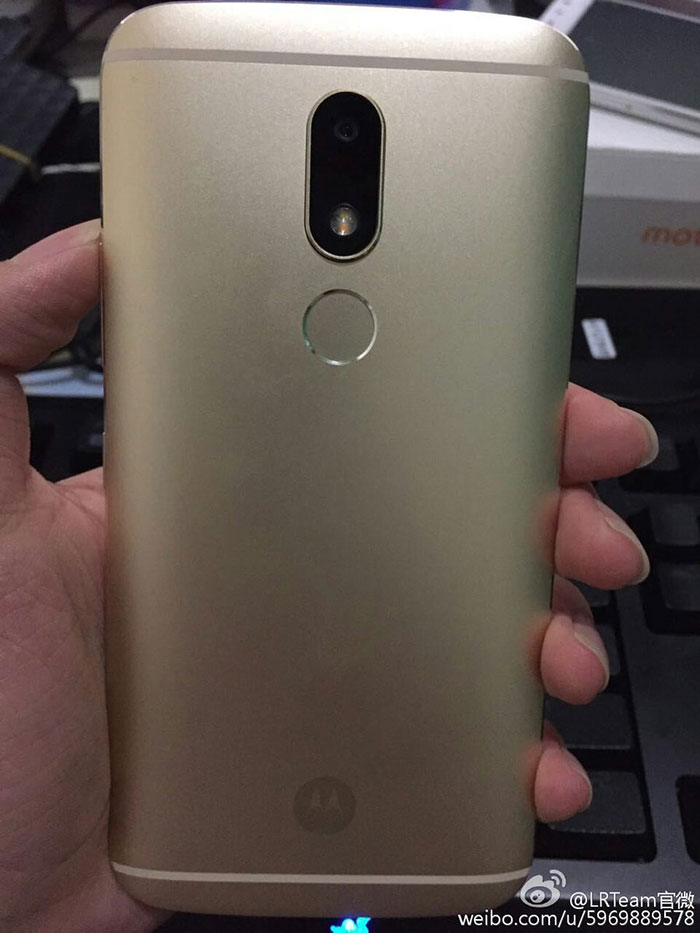 moto m 2