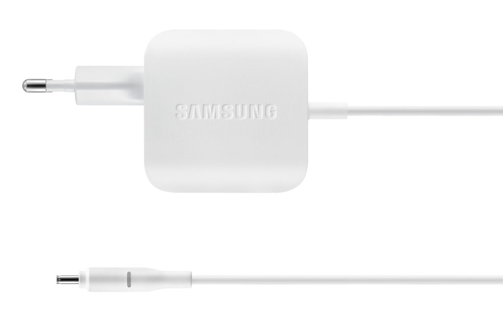 Samsung met à niveau son Notebook 9, en boostant ses performances 58 Notebook 9 Adapter