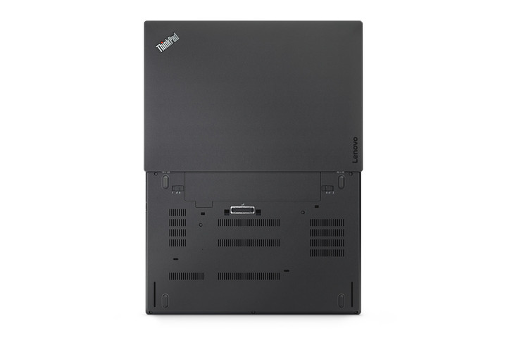 Lenovo booste ses 9 nouveaux modèles ThinkPad pour le CES 2017 69 thinkpad t470 4 720x480 c
