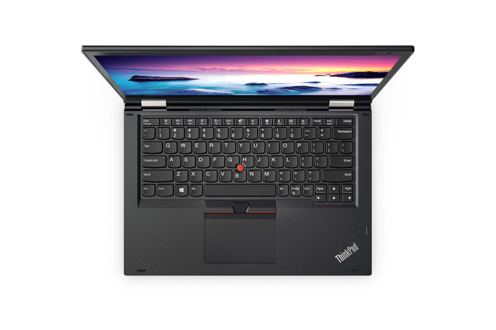 Lenovo booste ses 9 nouveaux modèles ThinkPad pour le CES 2017 60 thinkpad yoga 370 8 720x480 c